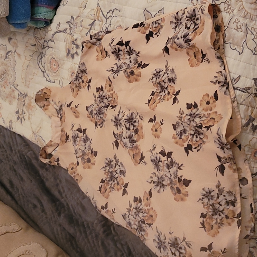 Floral top